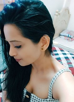 Simar - escort in Muscat Photo 3 of 4