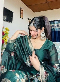 Simaran Safe and Secure Sarvice - escort in Mumbai Photo 3 of 3