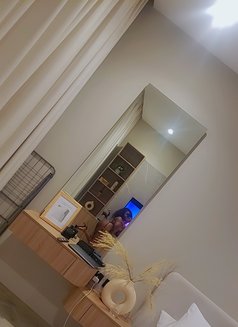 Simi - escort in Dubai Photo 5 of 5