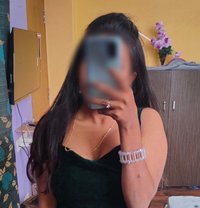 Simi, &𓆩Cam & Real Meet 𓆪&, escort - puta in Pune Photo 5 of 6