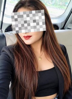 Simi - escort in Kolkata Photo 4 of 5