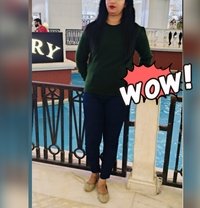 Simi (out call) - escort in Noida