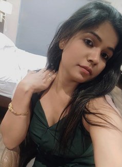 Simi Indipendent Cam & Real Meet - puta in Kolkata Photo 2 of 4
