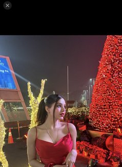 Simmi Cam & Real Meet, Escort - escort in Kathmandu Photo 1 of 3