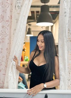 Simmi Hyderabad - puta in Hyderabad Photo 6 of 6