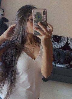 Suni independently working cam/meet - escort in Ahmedabad Photo 1 of 3