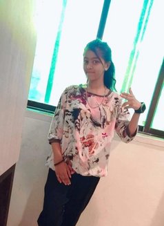 Simmi - escort in Bangalore Photo 1 of 1