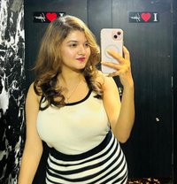 Simmi - escort in Bangkok