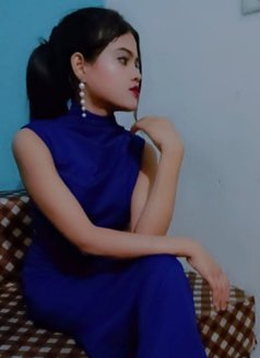 Simmi - Male escort in Noida Photo 2 of 4