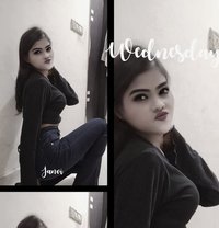 Simmi - Male escort in Noida