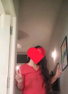 √ Simmi [ individual ] Meet Cam √🦋🦋🤍 - escort in Mumbai Photo 2 of 4