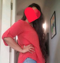 √ Simmi [ individual ] Meet Cam √🦋🦋🤍 - escort in Mumbai Photo 3 of 4