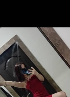 New Genuine Russian escorts - puta in Gurgaon Photo 5 of 5