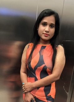 Simmi Koramangala outcall - escort in Bangalore Photo 5 of 5