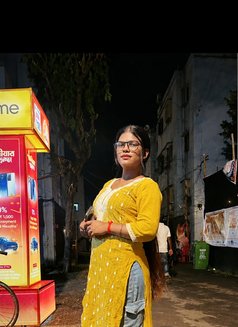 Simmi Roy - Acompañantes transexual in Kolkata Photo 14 of 17