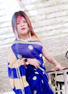 Simmi Roy - Transsexual escort in Kolkata Photo 7 of 18