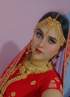 Simmi Royal - Transsexual escort in New Delhi Photo 13 of 30