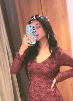 Simmy Divorce Housewife - escort in Ahmedabad Photo 1 of 1