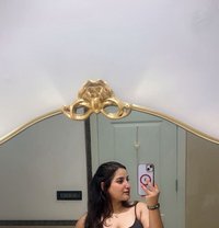 Simmy - escort in New Delhi