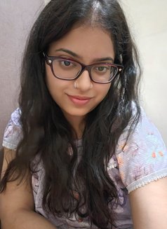 Simmy - escort in Chennai Photo 4 of 19