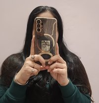 √ Simmi Real Meet WebCam √🦋🦋🤍 - puta in Mumbai Photo 1 of 1