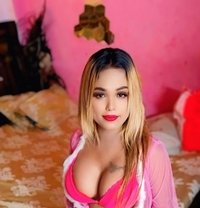 Simmy - Acompañantes transexual in New Delhi
