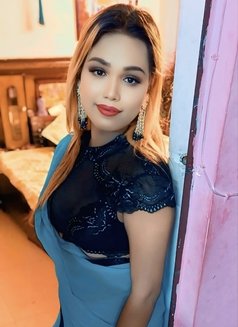 Simmy - Transsexual escort in Bhopal Photo 6 of 9