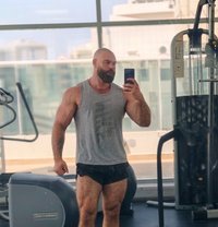 Simon Dxb - Male escort in Dubai