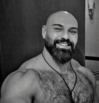 Simon Dxb - Male escort in Dubai