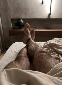 Simon Dxb - Male escort in Dubai Photo 3 of 5