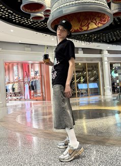 Simon - Male escort in Phuket Photo 12 of 12