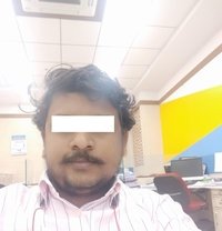 Simple Boy - Male escort in Mumbai