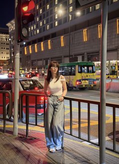 Simple, Happy, and Authentic - puta in Hong Kong Photo 3 of 29
