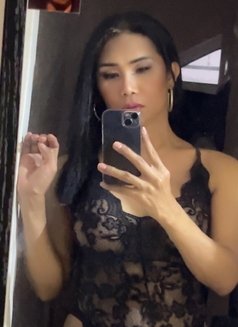 Simple Ts Cristina - Transsexual escort in Dubai Photo 7 of 13