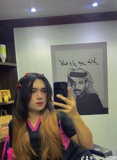 Simply Ann - Transsexual escort in Al Ain Photo 1 of 4