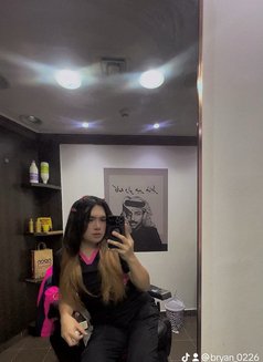 Simply Ann - Transsexual escort in Al Ain Photo 2 of 4