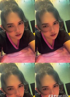 Simply Ann - Transsexual escort in Al Ain Photo 3 of 4