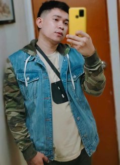 SimplyJM - Acompañantes masculino in Manila Photo 5 of 8
