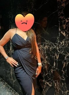 Simran 41 Yrs Model and Anchor at Your S - escort in Mumbai Photo 7 of 7