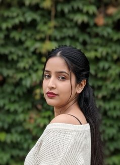 Simran Call Girl Genuine Service - puta in Gurgaon Photo 3 of 4