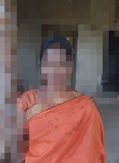 Simran (Cam) - escort in Hyderabad Photo 1 of 1