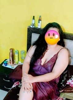 ꧁༒SIMRAN⚜️Cam & Real Meet⚜️༒꧂, escort - escort in Hyderabad Photo 1 of 5