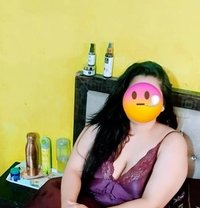 ꧁༒SIMRAN⚜️Cam & Real Meet⚜️༒꧂, escort - puta in Hyderabad