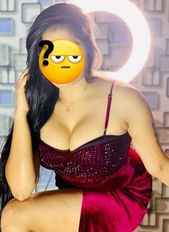 ꧁༒SIMRAN⚜️Cam & Real Meet⚜️༒꧂, escort - escort in Hyderabad Photo 3 of 5