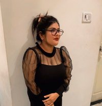 Simran ꧁ Cam & real meet ꧂ - escort in Hyderabad