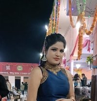 Simran ꧁ Cam & real meet ꧂ - escort in Mumbai