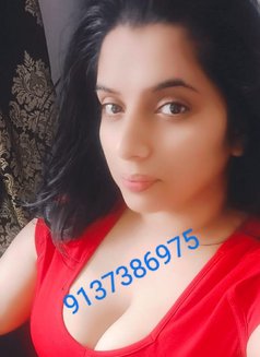 ꧁🦋🦋 SIMRAN CAM & REAL SESSION 🦋🦋꧂, e - puta in Bangalore Photo 1 of 4