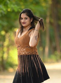 ꧁🦋🦋 SIMRAN CAM & REAL SESSION 🦋🦋꧂, e - escort in Hyderabad Photo 3 of 3