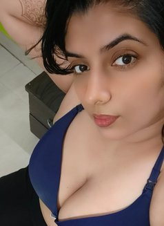 ꧁༒SIMRAN CAM & REAL SESSION༒꧂,, escort,, - puta in Chennai Photo 3 of 3