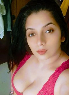 ꧁༒SIMRAN CAM & REAL SESSION༒꧂,, escort,, - escort in Hyderabad Photo 2 of 2
